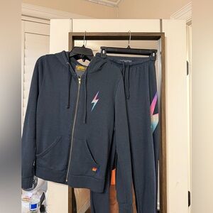 Aviator Nation Double Bolt Graphic
Hoodie/SweatPants
